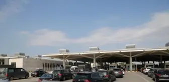 Edirne Sınır Kapılarında Gurbetçi Geçişleri Hızlandı