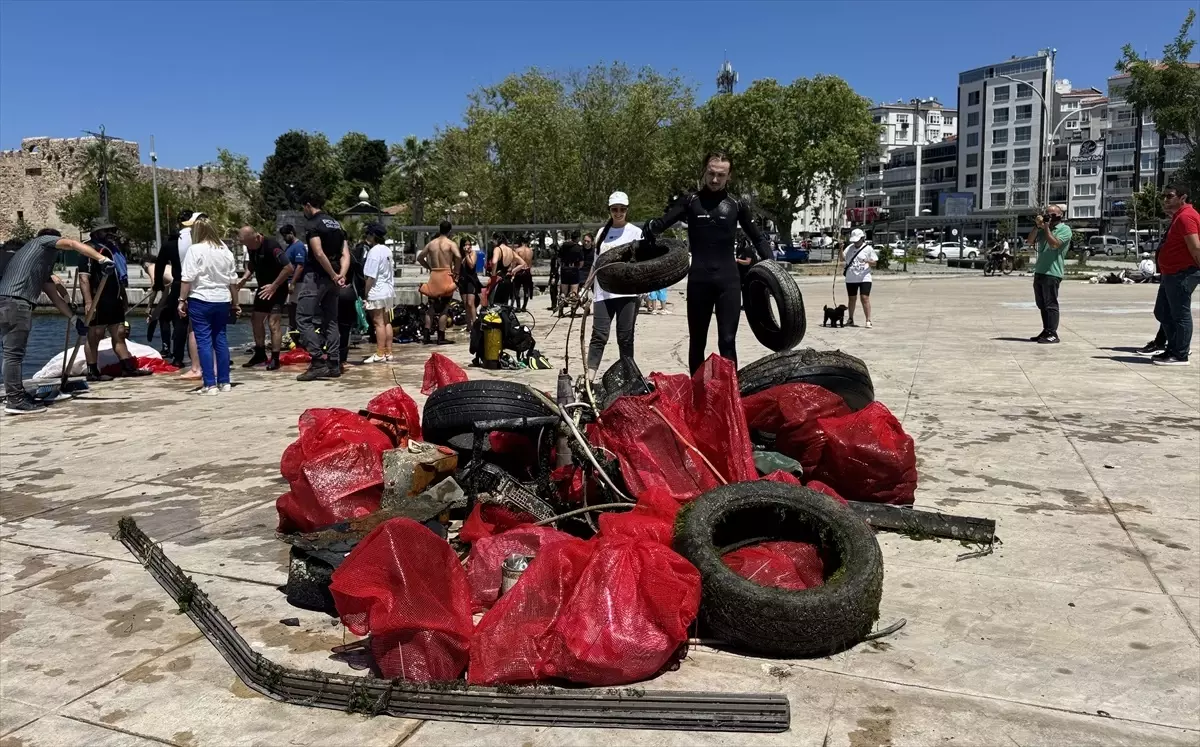 Sinop'ta Deniz Dibi Temizliği Etkinliği Düzenlendi