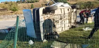 Sinop'ta Devrilen Otomobilin Sürücüsü Yaralandı