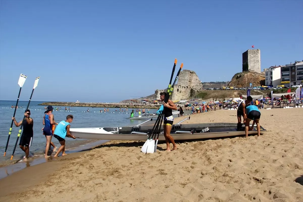 Sinop'ta Deniz Küreği Türkiye Şampiyonası Sona Erdi