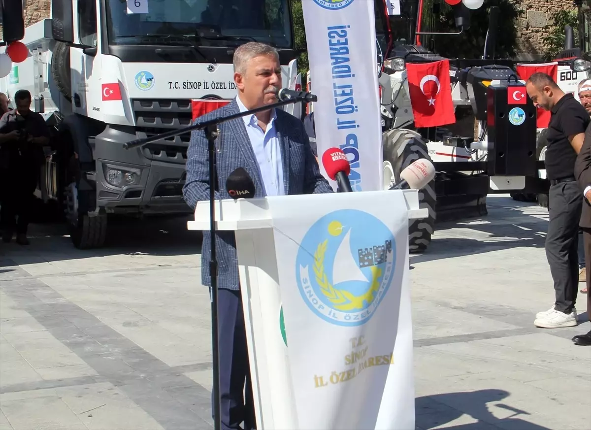 Sinop'ta Yeni Hizmet Araçları Tanıtıldı