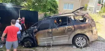 Sinop'ta Park Halindeki Otomobilde Yangın Çıktı