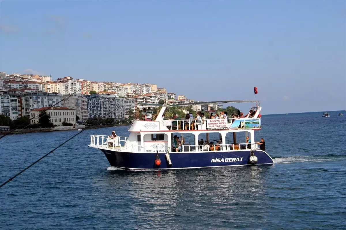 Sinop'ta Deniz Turizmi Canlanıyor: Gezi Tekneleriyle Eşsiz Manzaralar