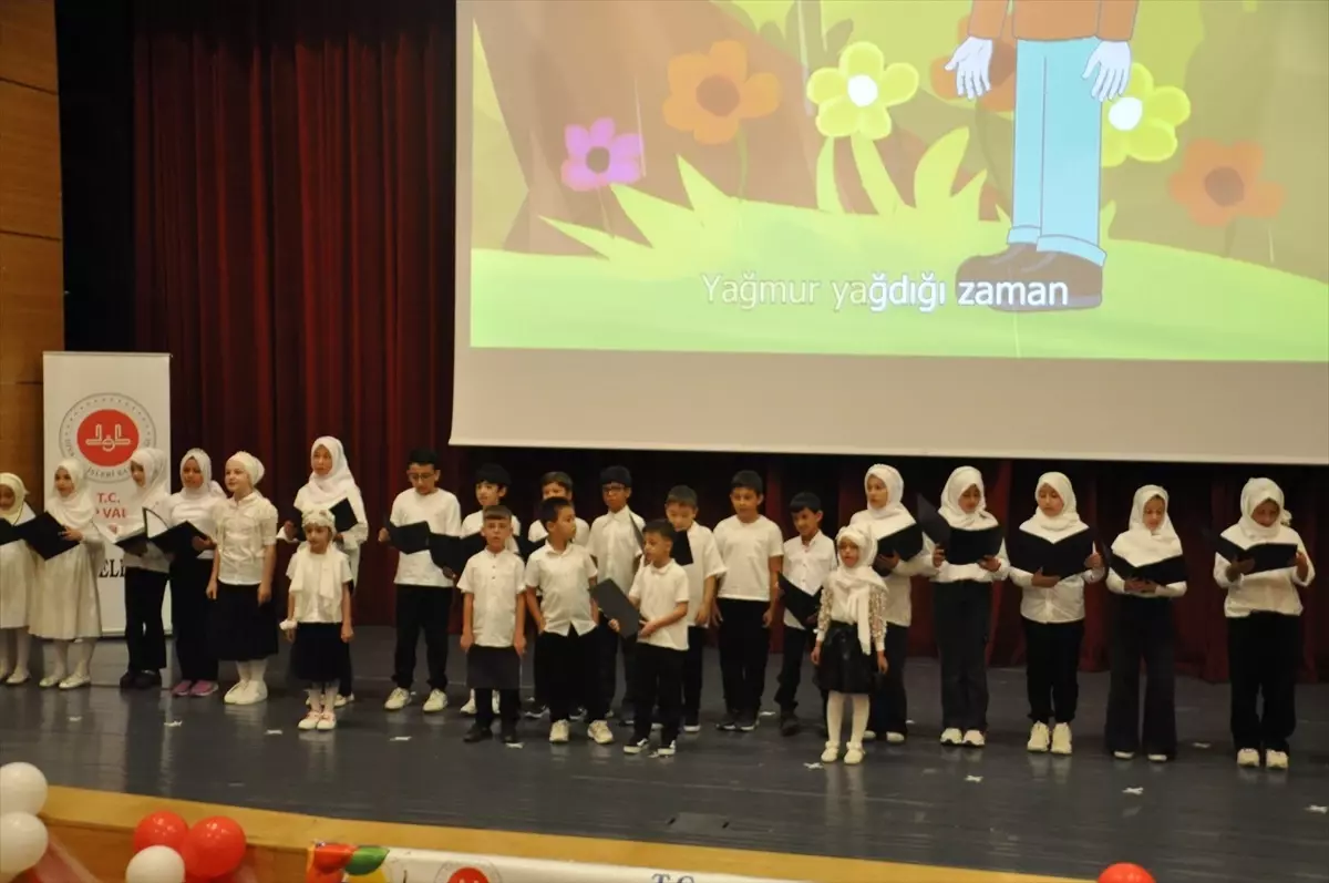 Sinop'ta 2025 Yaz Kur'an Kursları Kapanış Programı Düzenlendi
