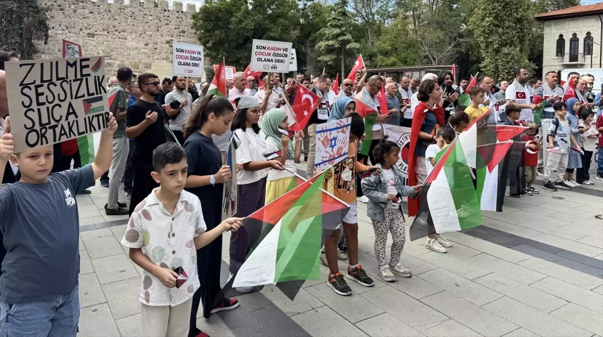Sinop ve Tokat'ta Filistin'e Destek Gösterileri
