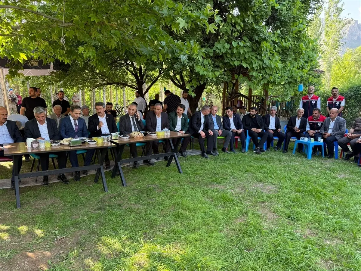 Şırnak'ta Bağcılık Projesi İçin Üreticilere Ekipman Desteği