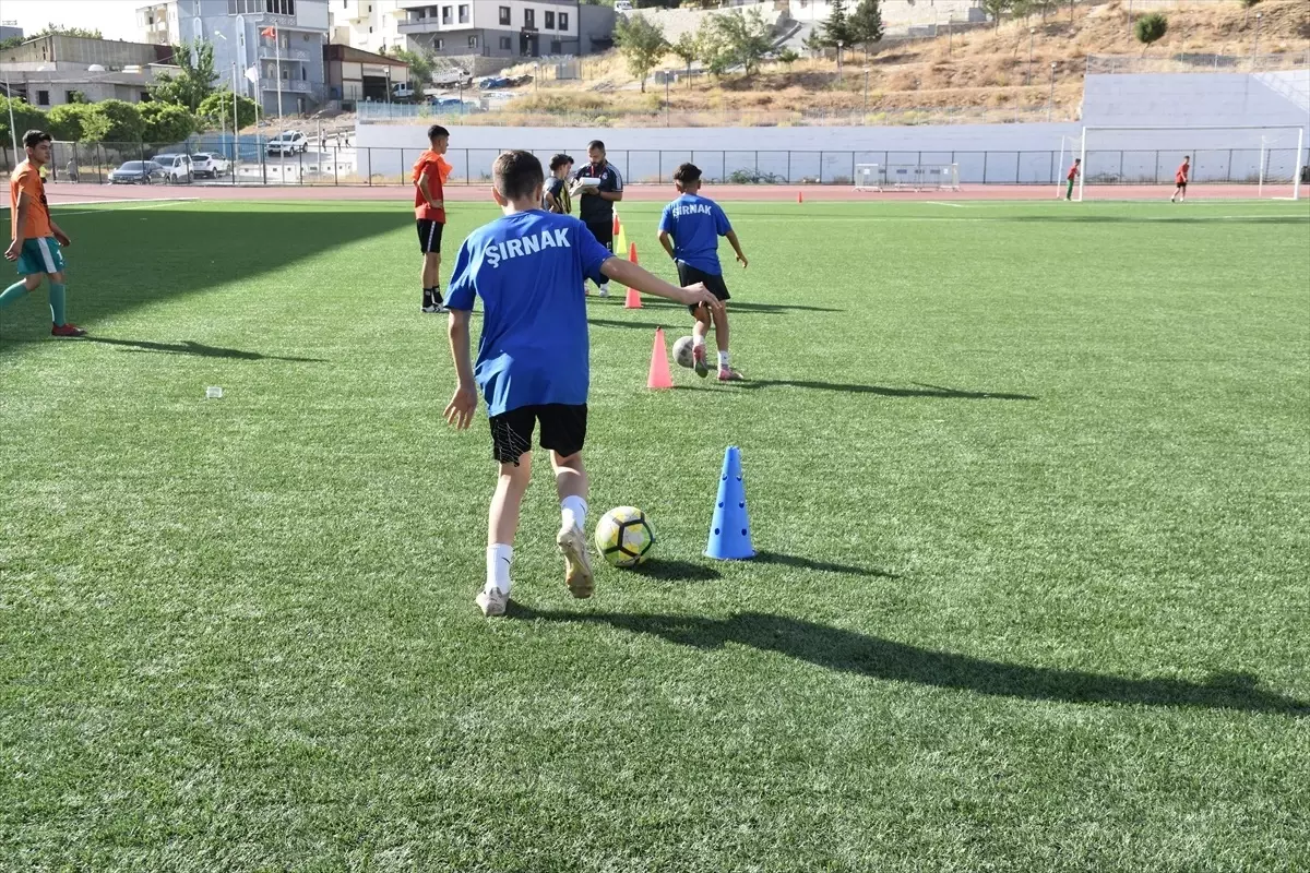 Şırnak'ta Futbol Seçmeleri Başladı: Geleceğin Yıldızları Burada Yetişiyor