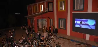 Şırnak'ta kırsaldaki yaklaşık 4 bin 500 çocuk açık havada sinema ile buluştu