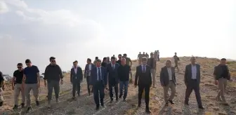Vali Birol Ekici, Cudi Dağı'ndaki Hz. Nuh Camisi Proje Alanını İnceledi