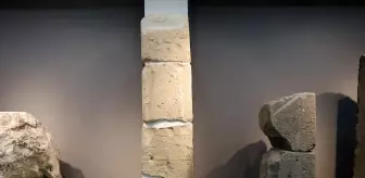 Sivas Arkeoloji Müzesi'nde Hititlere Ait Tarihi Stef Sergileniyor