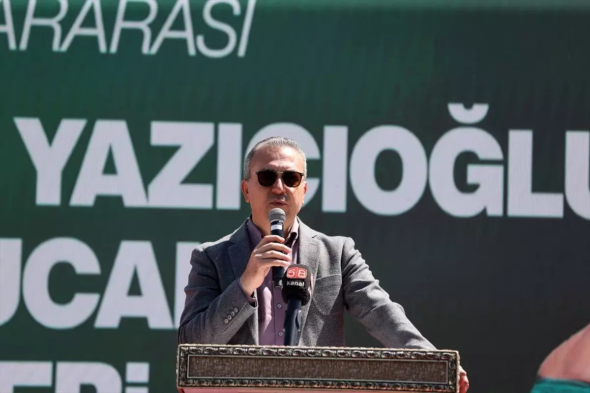 Sivas'ta 3. Uluslararası Muhsin Yazıcıoğlu Karakucak Güreş Festivali Düzenlendi