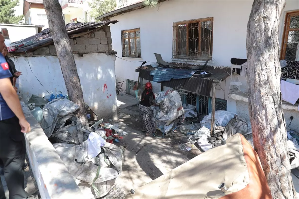 Sivas Belediyesi'nden İzinsiz Atık Toplayanlara Yoğun Denetim