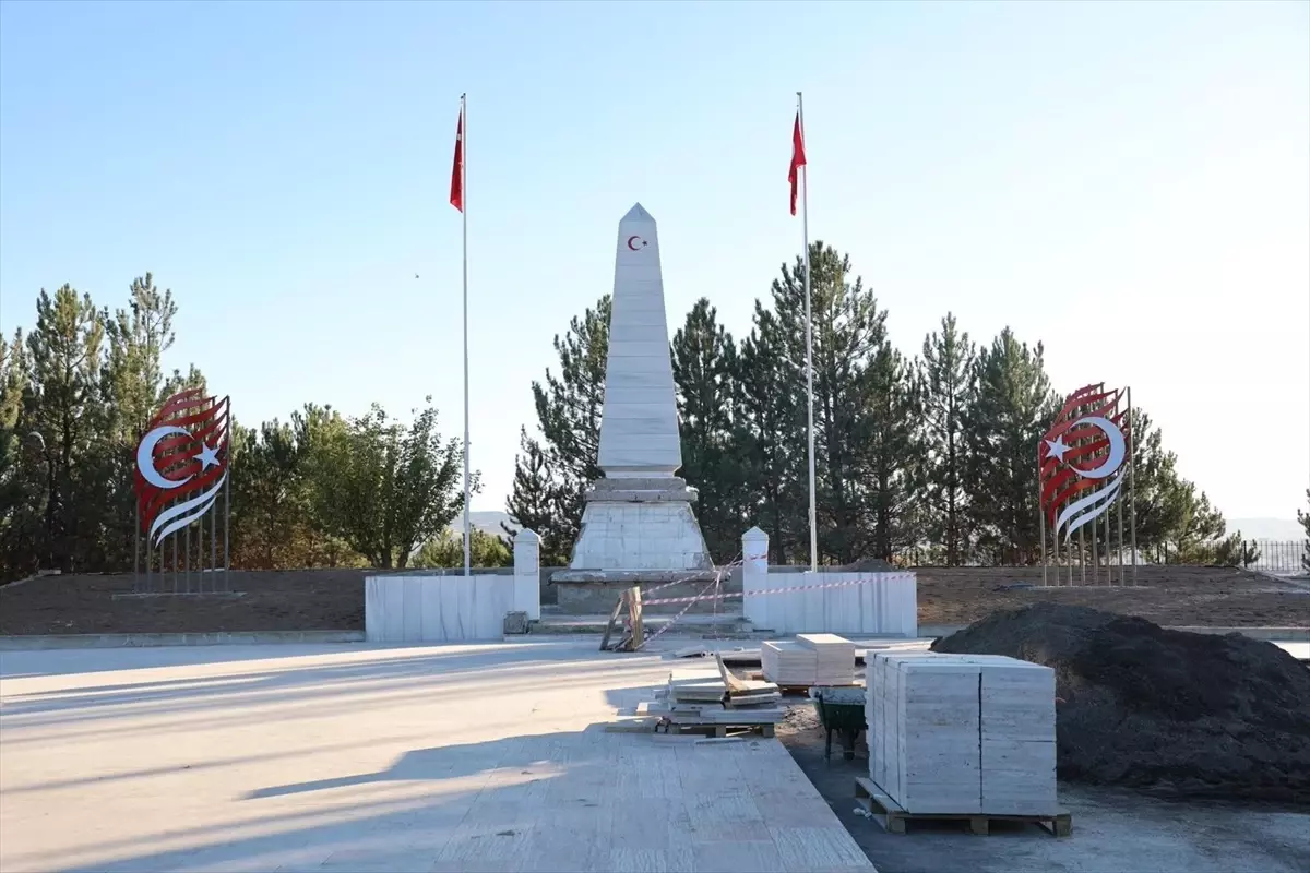 Sivas'ta Şehitlik İçin İyileştirme Çalışmaları