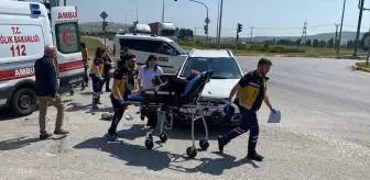 Sivas'ta Ambulans ile Otomobil Çarpıştı: 5 Yaralı