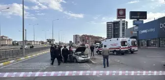 Sivas'ta Otomobil Kazası: 1 Ölü, 3 Yaralı