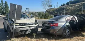 Sivas'ta Trafik Kazası: 5 Yaralı