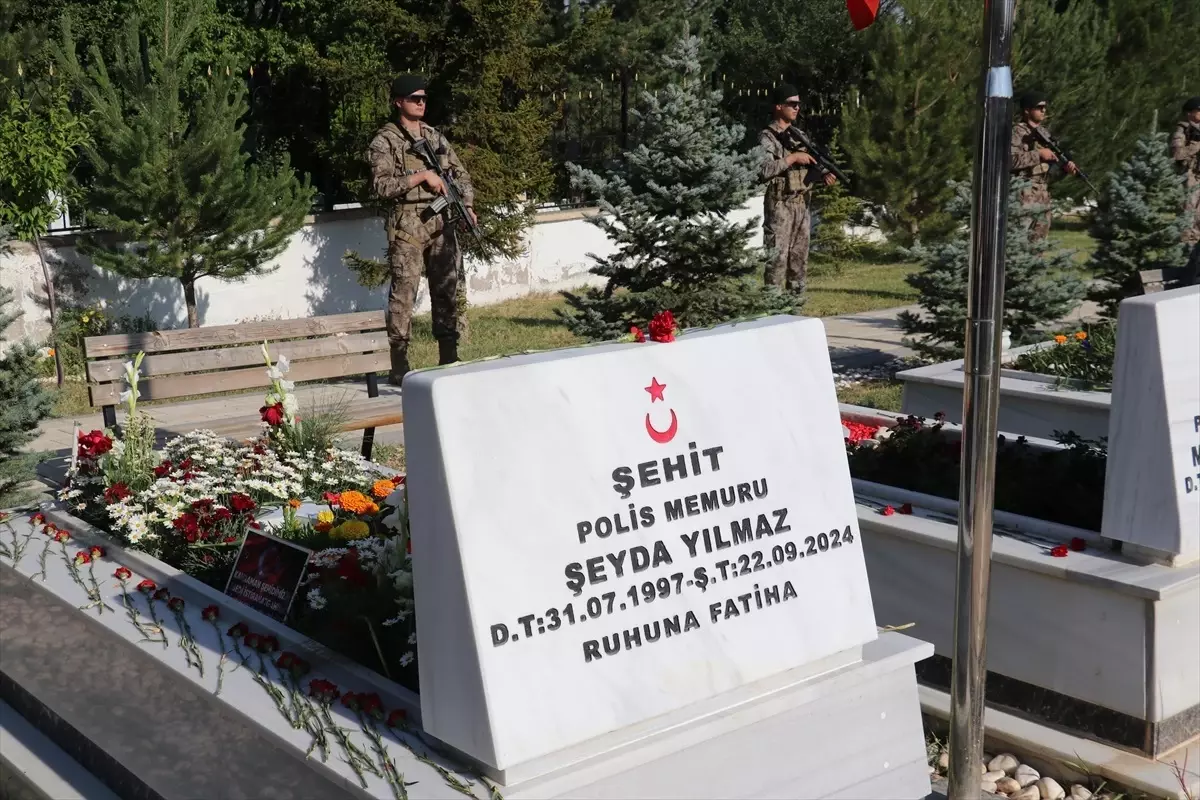 Sivas ve Kırıkkale'de 15 Temmuz dolayısıyla şehitlikler ziyaret edildi