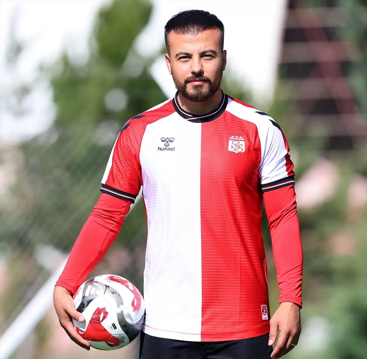 Sivasspor, Feyzi Yıldırım'ı Transfer Etti