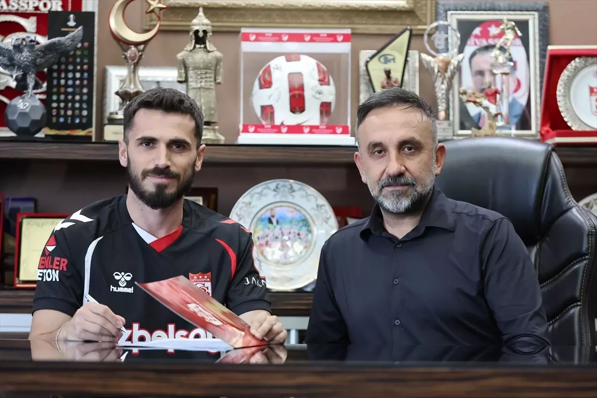 Sivasspor, Valon Ethemi&apos;yi Transfer Etti