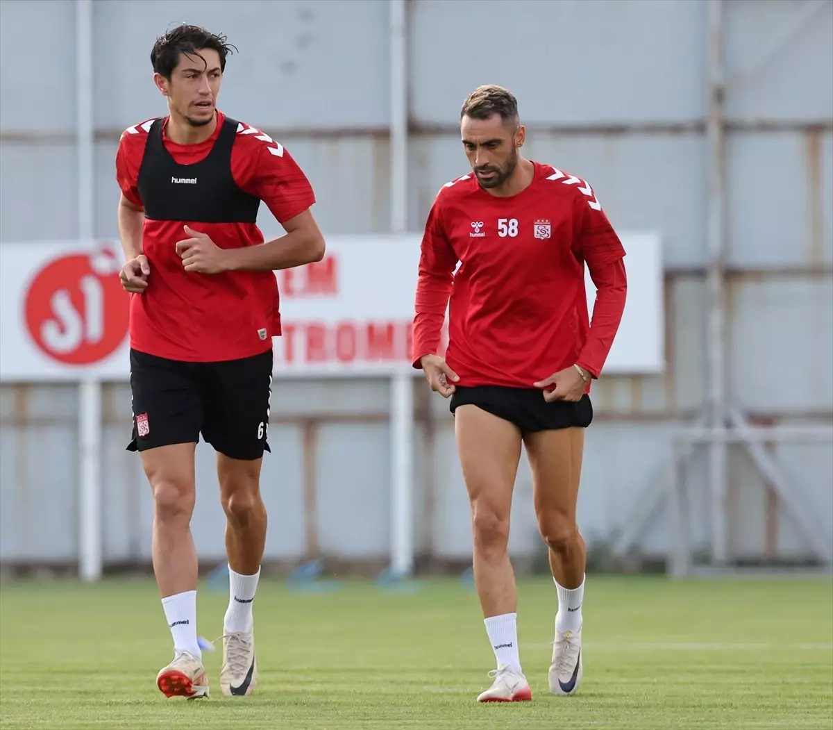 Özbelsan Sivasspor, SMS Grup Sarıyer Maçı Hazırlıklarına Başladı