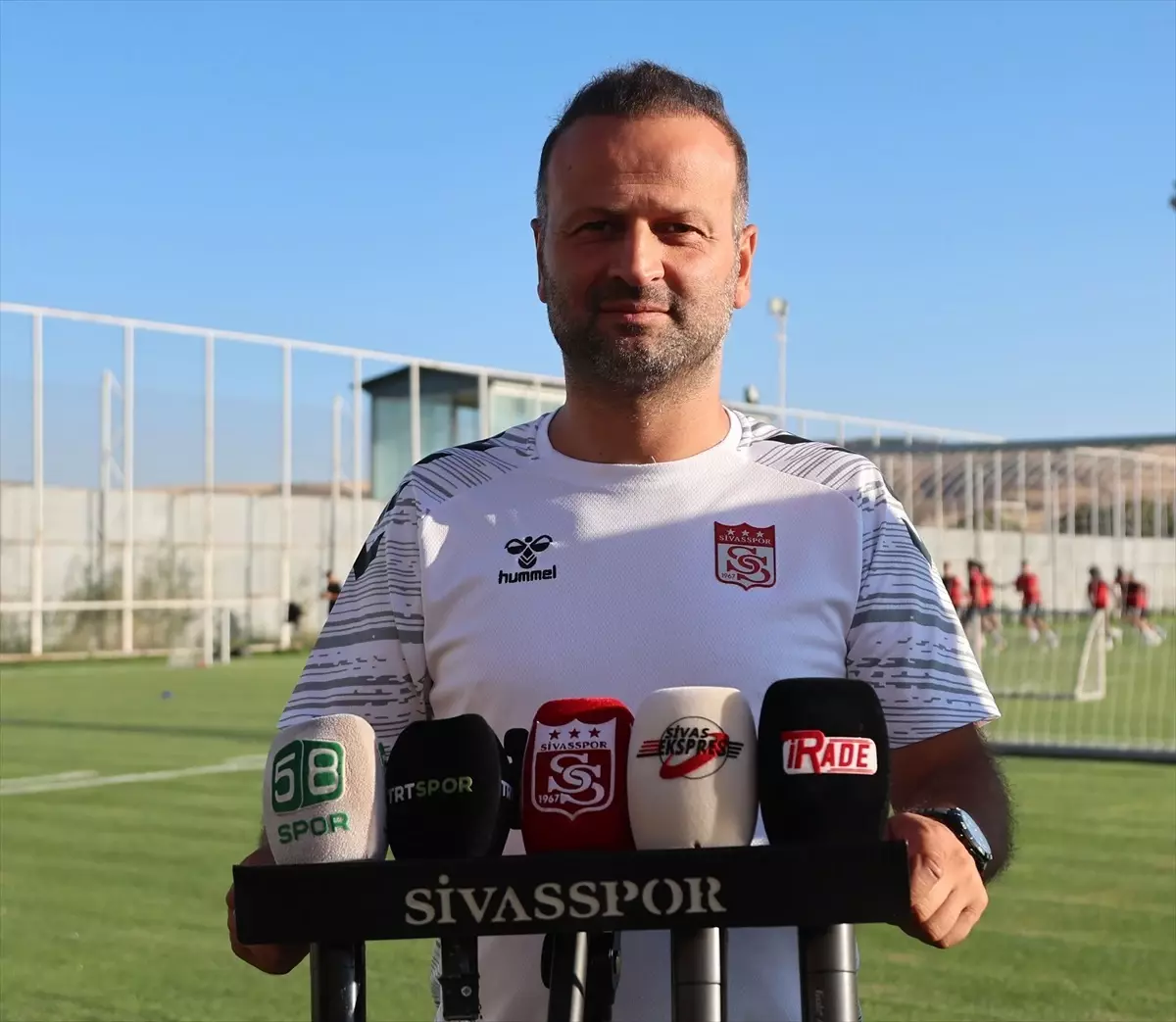 Sivasspor'un Teknik Direktörü Korkmaz'dan Güçlü Mesaj