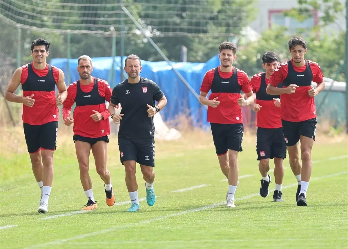 Sivasspor'un Bolu Kampı Devam Ediyor