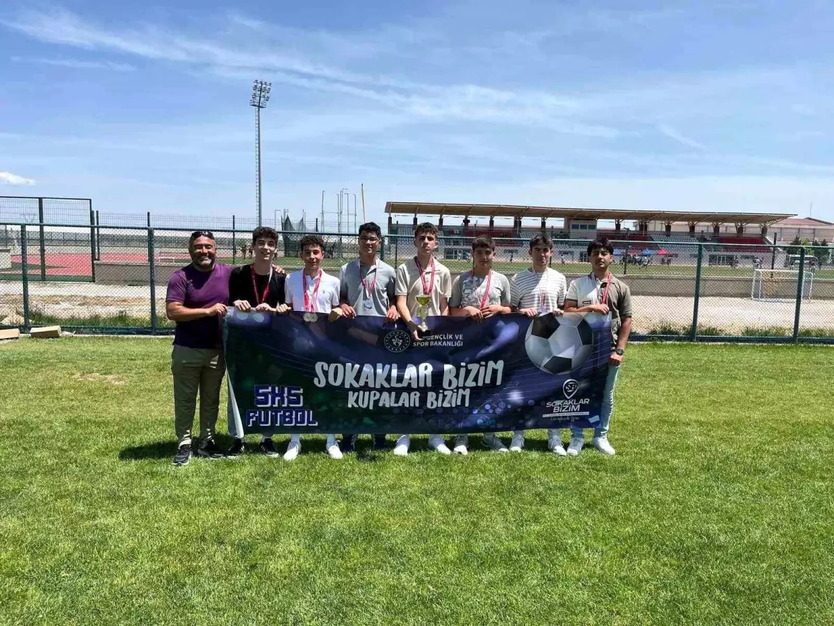 Sokaklar Bizim 5x5 Futbol Müsabakaları Tamamlandı
