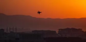 SOLOTÜRK'ten Anıtkabir Üzerinde Saygı Uçuşu