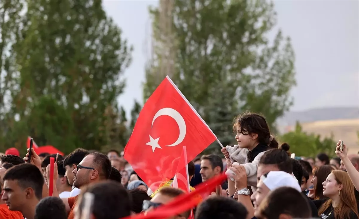 SOLOTÜRK'ten Sivas Kongresi İçin Gösteri Uçuşu