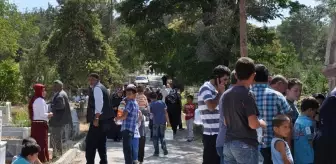 Sorgun'da Kurban Bayramı Öncesi Mezarlık Ziyaretleri Başladı