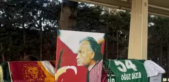 Spor Yazarı Oğuz Dizer, Sakarya'da Toprağa Verildi
