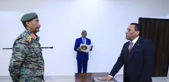 Port Sudan'ın Yeni Başbakanı Kamil İdris Göreve Başladı