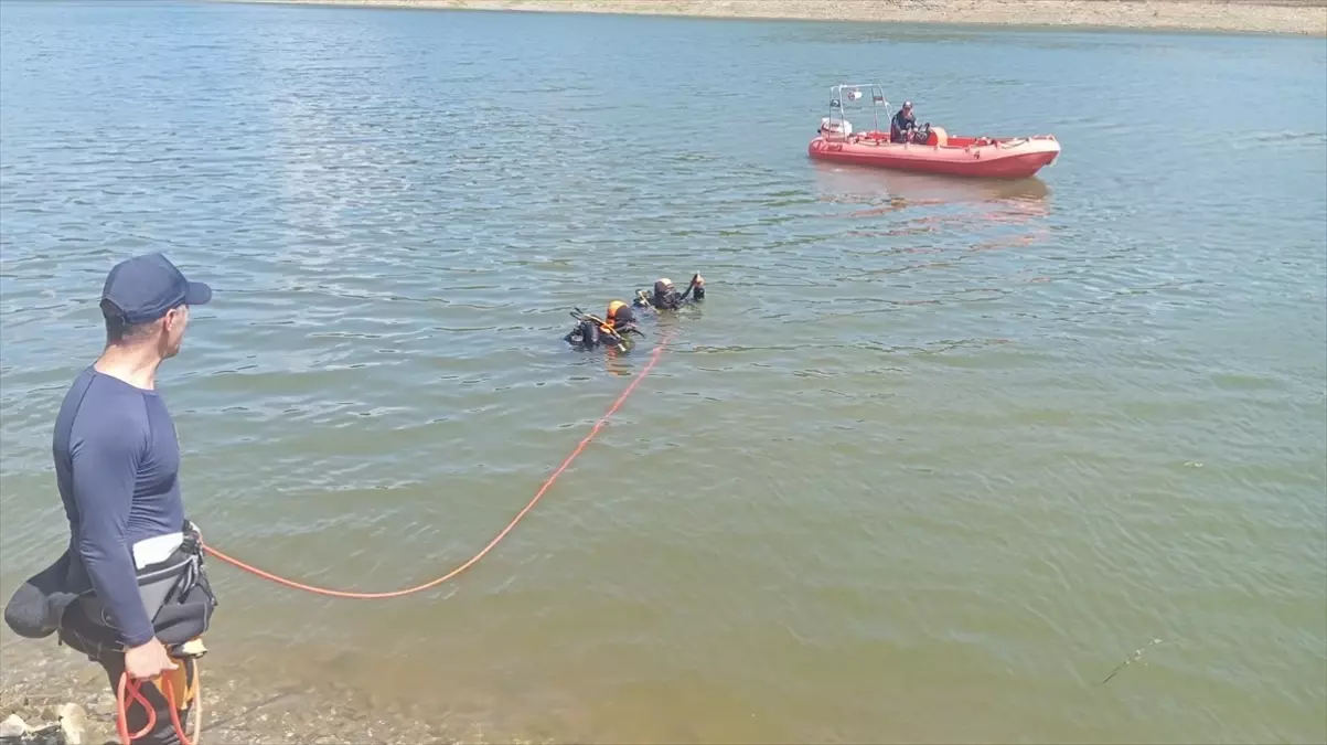 Sultangazi'de Kaybolan Yaşlı Adamın Cansız Bedenine Ulaşıldı