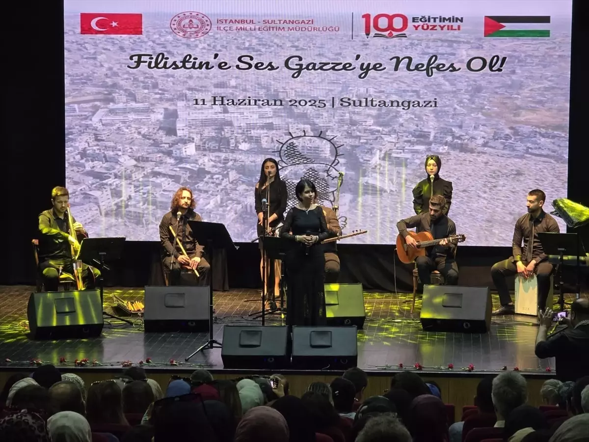 Sultangazi'de 'Filistin'e Ses, Gazze'ye Nefes Ol' Temalı Konser Düzenlendi