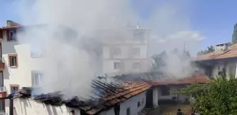 Sungurlu'da Evde Yangın Çıktı
