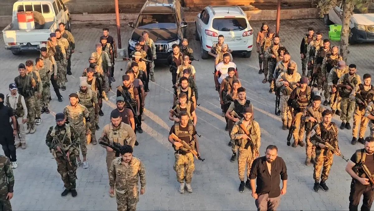 Suriye Ordusundan Deyr Hafır'a Takviye Asker Gönderildi