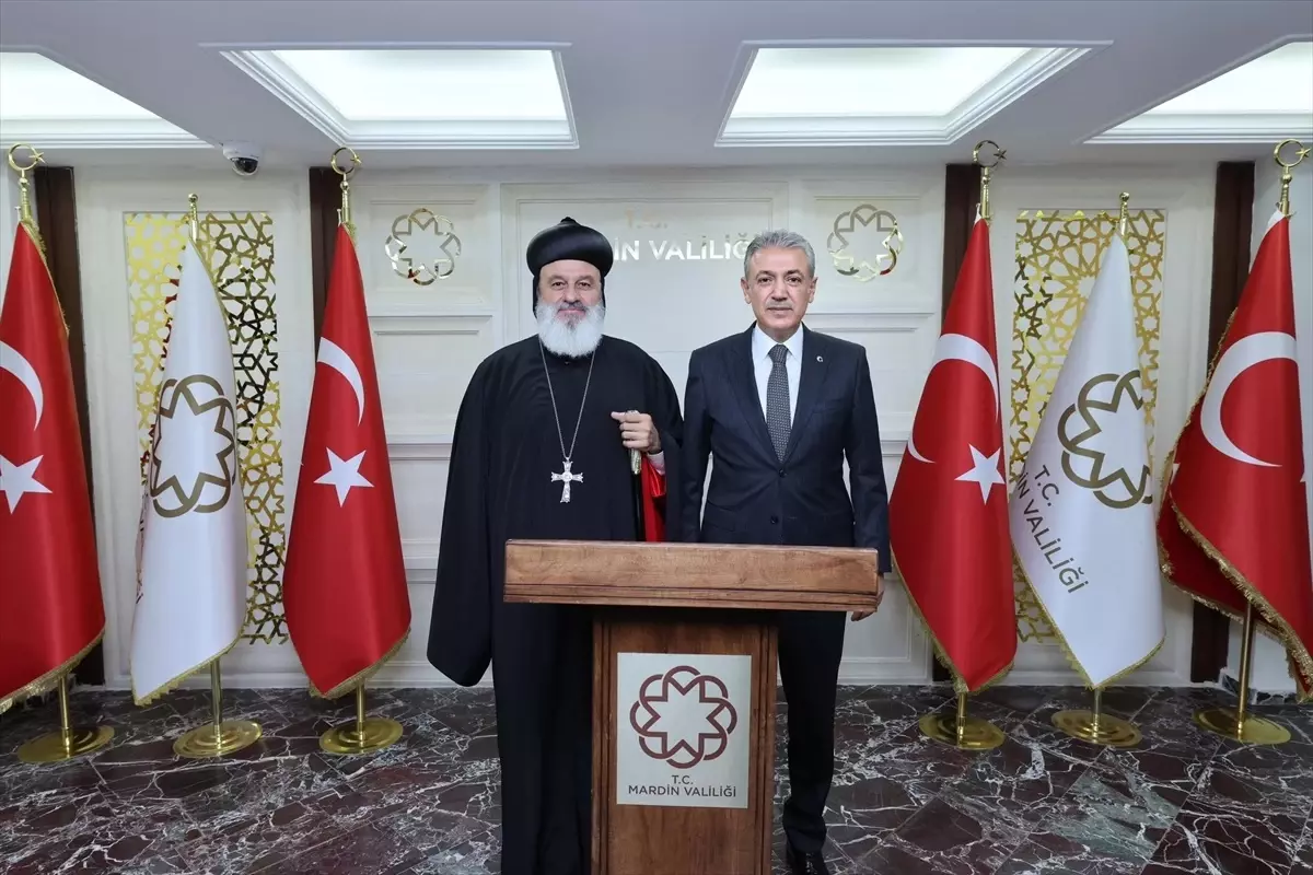 Süryani Ortodoks Kilisesi Patriği Mor İğnatius II. Efrem Kerim Mardin Valiliği&apos;ni Ziyaret Etti