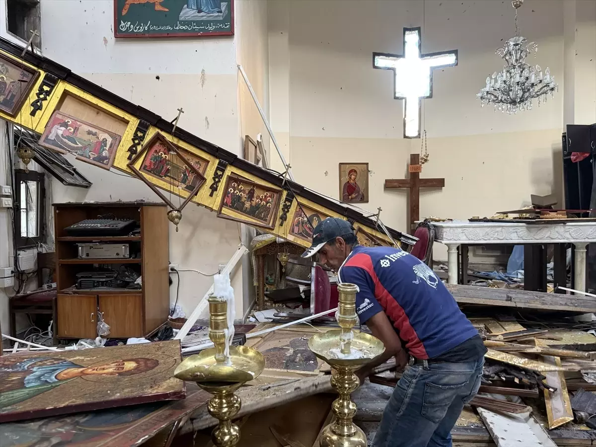 Tahran'da ABD ve İsrail'e Tepkiler Yükseliyor