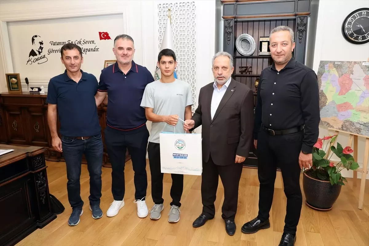 Talas Belediyespor'dan Trabzonspor'a Transfer: Mustafa Çiğdem Ziyareti