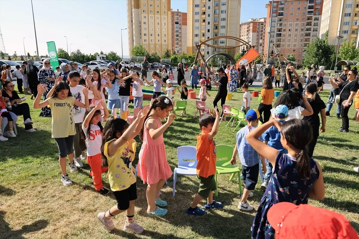 Talas'ta Çocuk Oyunları Şenliği Düzenlendi