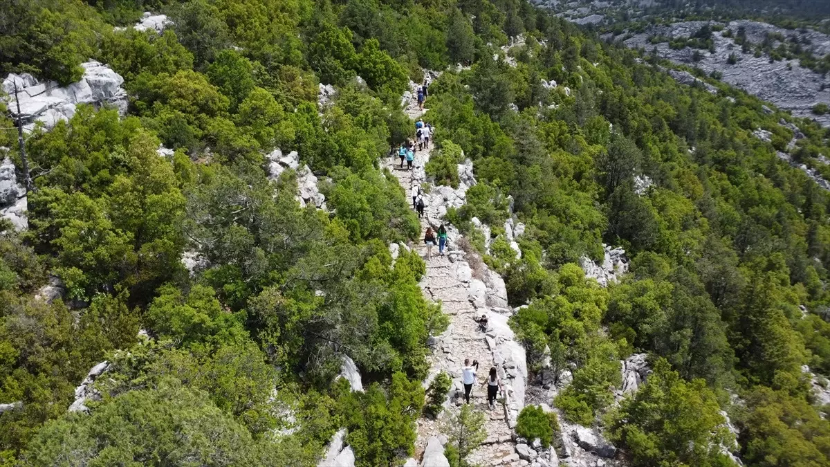 Antalya'nın Tarihi Kervan Yolu Doğaseverlerin Yeni Rotası