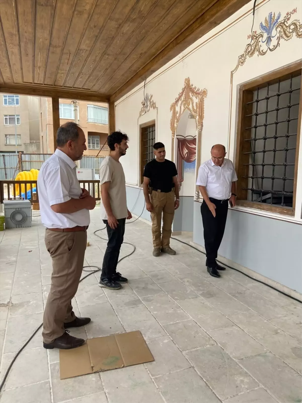Edirne'deki Tarihi Muradiye Camisi'nde Restorasyon Çalışmaları Devam Ediyor