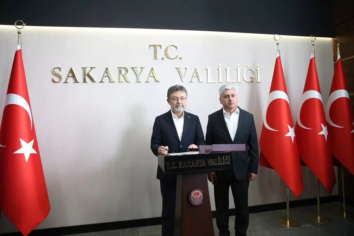 Tarım ve Orman Bakanı Yumaklı, Sakarya'da tarım sektörü temsilcileriyle buluştu Açıklaması