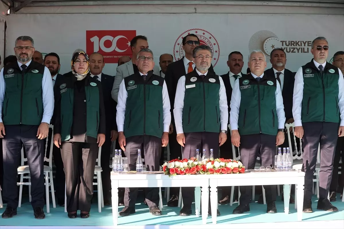 Tarım ve Orman Bakanı Yumaklı Sivas'ta temel atma töreninde konuştu Açıklaması