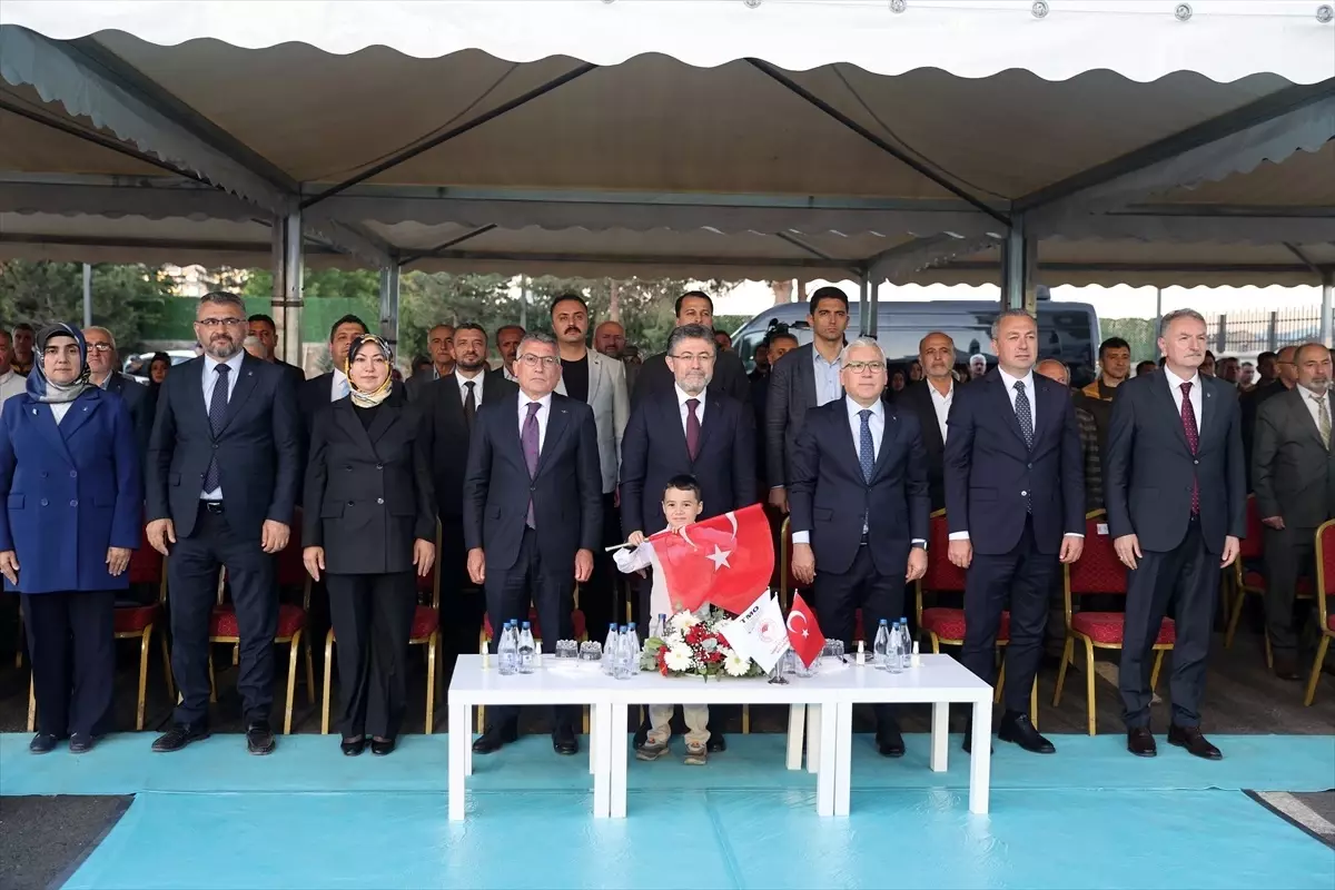 Bakan Yumaklı: TMO 600'den Fazla Alım Noktası Açtı