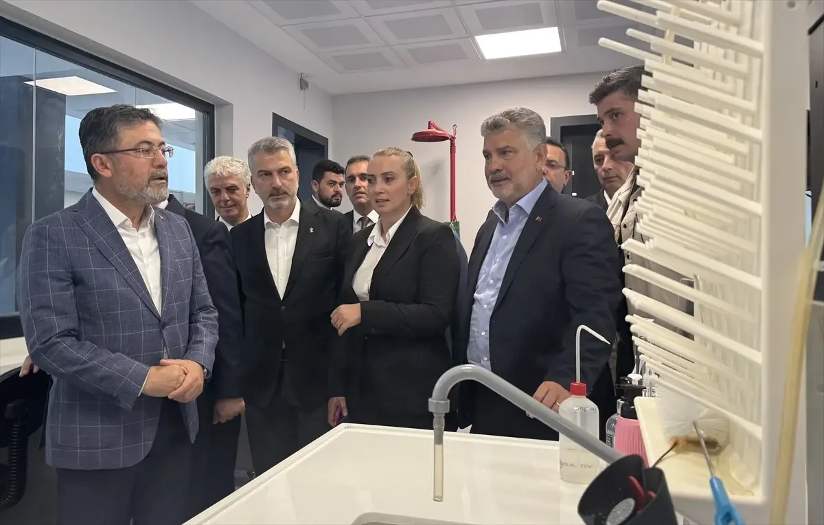 Tarım ve Orman Bakanı Yumaklı Trabzon'da Ziyaretlerde Bulundu