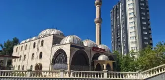 Tarsus'ta Hasarlı Camiden Hırsızlık Olayı
