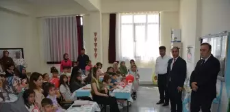 Tatvan'da Öğrenciler Karnelerini Aldı