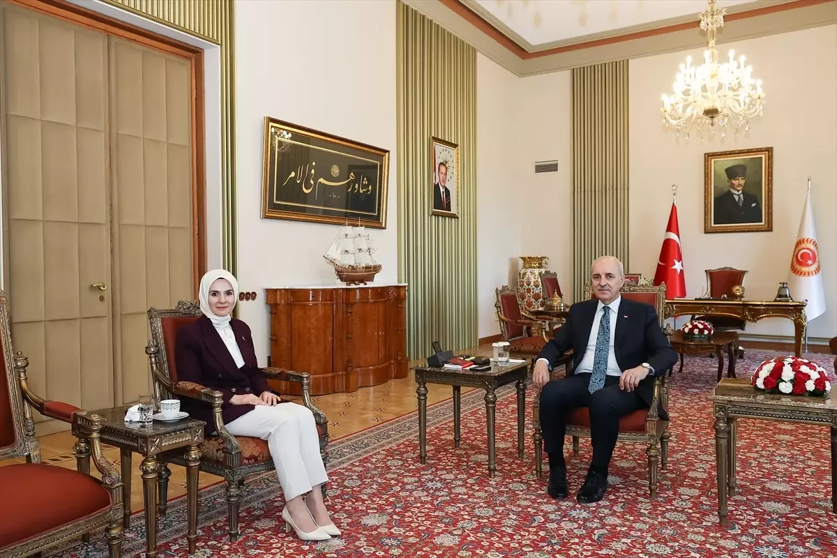 TBMM Başkanı Kurtulmuş, Aile ve Sosyal Hizmetler Bakanı Göktaş'ı kabul etti