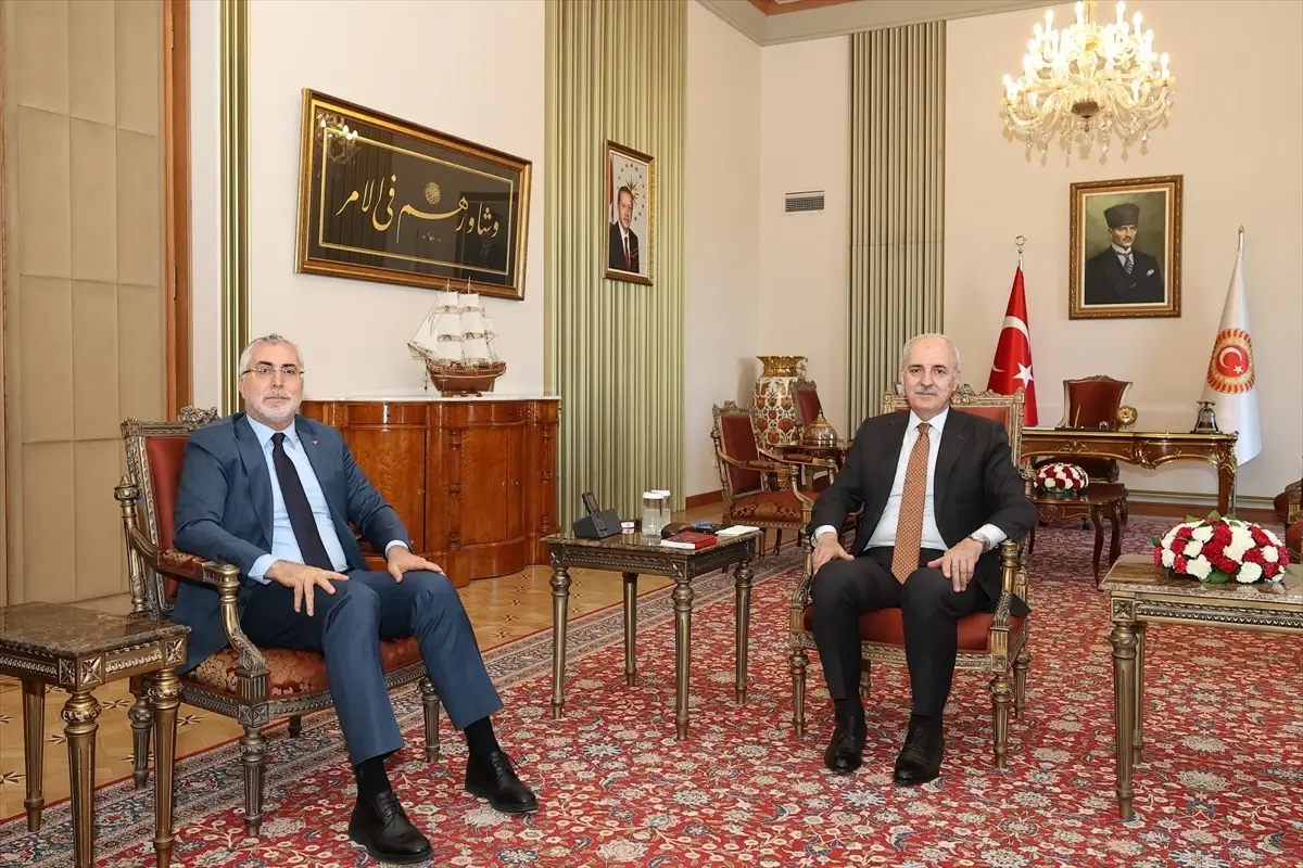 TBMM Başkanı Kurtulmuş, Çalışma ve Sosyal Güvenlik Bakanı Işıkhan'ı kabul etti